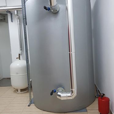 David Calefacción Saneamiento y Gas sala de calderas